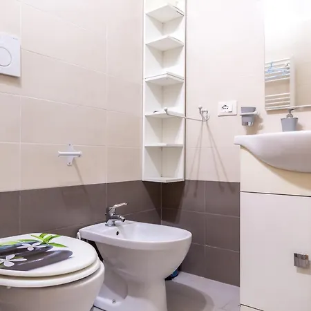 216b - Monolocale Lapigna Sanremo, Centro Storico Apartment *