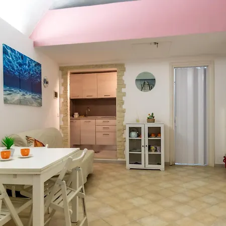 216b - Monolocale Lapigna Sanremo, Centro Storico Apartment Sanremo
