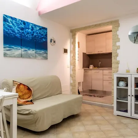 Apartment 216b - Monolocale Lapigna Sanremo, Centro Storico *