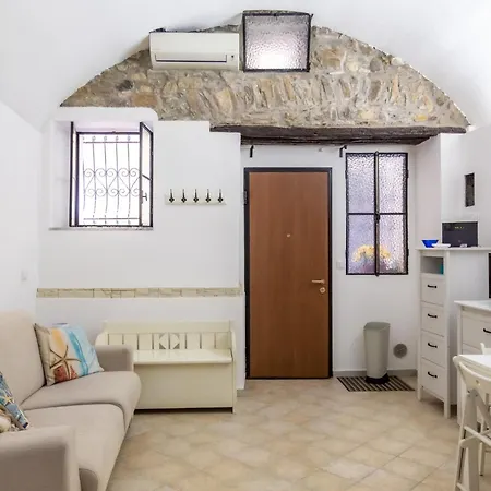 216b - Monolocale Lapigna Sanremo, Centro Storico Sanremo